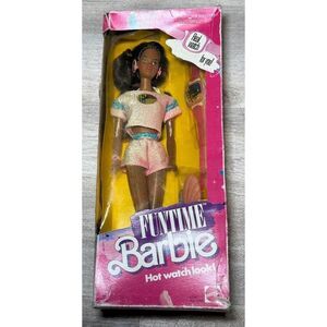 VINTAGE Mattel Real‎ Watch Funtime Barbie- Hot Watch Look.